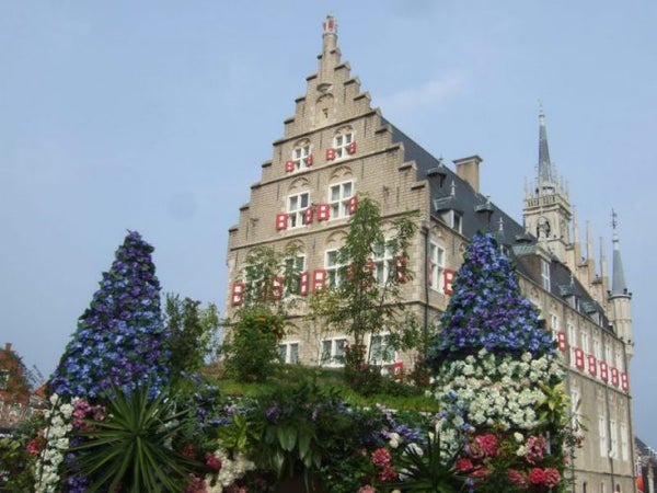 〜ホテルロッテルダムに泊まる〜ハウステンボス充実フリープラン2日間 宿泊バスツアー🚌2